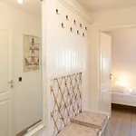 Carlotta S Beachroom * List
